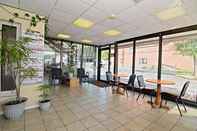 Lobi Americas Best Value Inn Schenectady Albany W