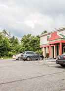 null Econo Lodge Near Stewart International Airport