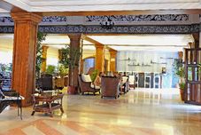 Lobby Tiana Beach Resort