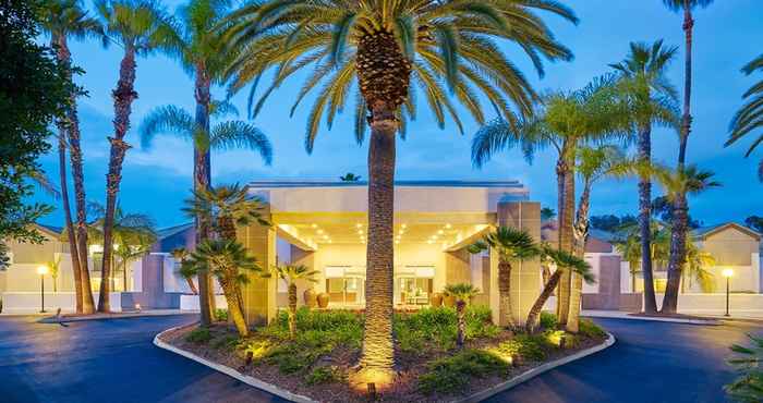 Exterior Hotel Karlan San Diego A DoubleTree by Hilton