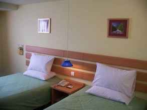 Kamar Tidur Home Inn Zhongshan Road