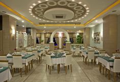 기타 4 Titan Select Hotel