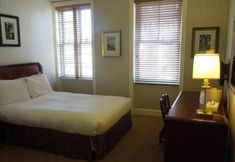 Bilik Tidur 6 The Embassy Inn