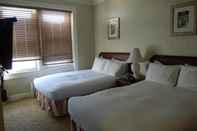 Bilik Tidur The Embassy Inn