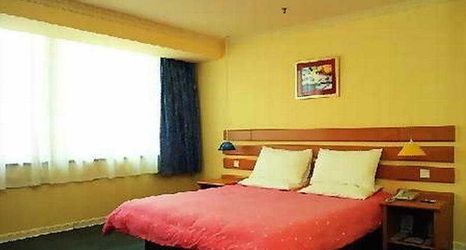 卧室 2 Home Inn Baotuquan