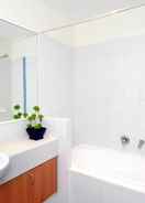 BATHROOM Assured Ascot Quays Apartment Hotel