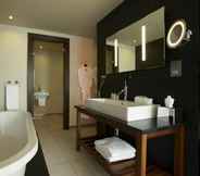 In-room Bathroom 5 Abode Chester