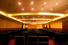 機能ホール Luohu