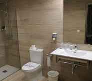 In-room Bathroom 3 Hotel Nordeste Playa