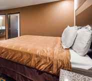 Bedroom 7 Surestay Hotel By Best Western Brownsville