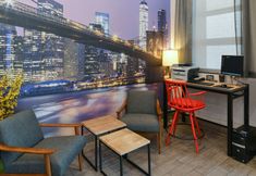 Phòng ngủ 3 Red Lion Inn & Suites Brooklyn