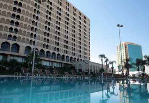 Swimming Pool Hilton Algiers