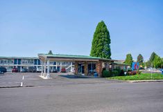 Others 3 Motel 6 Bend