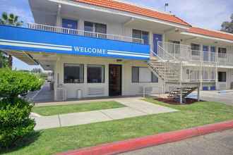 Bangunan 4 Rodeway Inn Fresno