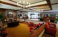 Lobi 3 Delta Hotels Minneapolis Northeast