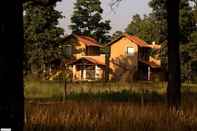 Bangunan Chitvan Jungle Lodge