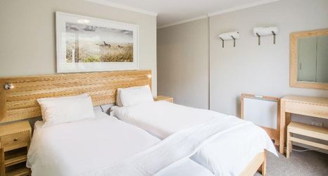 Kamar Tidur 2 The Crystal