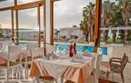 Restaurant 2 Delfina beach