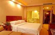 Kamar Tidur 5 Royalty Hotel