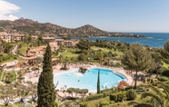 สระว่ายน้ำ 7 Pierre&Vacances Villages Cap Hotel de Esterel