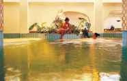 Kolam Renang 7 Grand Hotel Terme Di Augusto