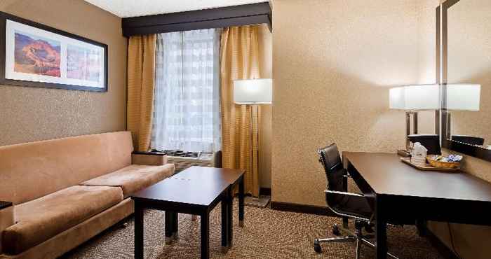 Khu vực công cộng Best Western Harrisburg North