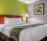 Phòng ngủ 5 Quality Inn & Suites Bedford