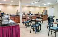 Restoran 3 Four Points by Sheraton Kalamazoo