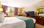 Bilik Tidur 4 Rodeway Inn Auburn - Foresthill