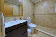 In-room Bathroom Interpass Solvau Apartamentos