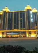 EXTERIOR_BUILDING Kolam Gloria Plaza Hotel