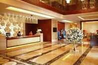 Lobby Kolam Gloria Plaza Hotel