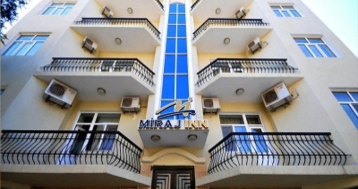 Exterior Miraj Inn Hotel