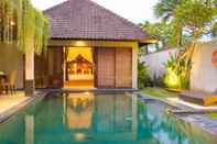 Bedroom La Beau Kunti Villa