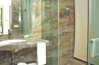 In-room Bathroom The Grand Bhagwati Ahmedabad