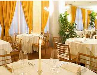 Restaurant 2 Res. Villagio Campo Smith