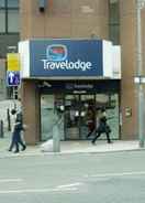 EXTERIOR_BUILDING Travelodge Leeds Vicar Lane