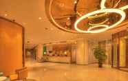 Lobi 3 Holiday Inn Express Shanghai Zhenping