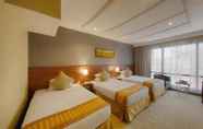 Bilik Tidur 3 Al Safwah Royale Orchid Hotel