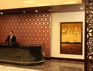 Lobby 2 Golden Tulip Chattarpur