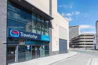 Exterior Travelodge Plymouth