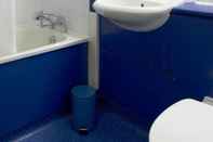 Toilet Kamar Travelodge Slough