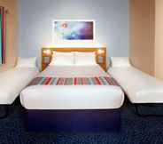 Bilik Tidur 3 Travelodge Slough