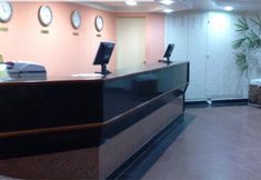 Lobby 5 PalmLeaf Slim