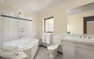 Lain-lain 3 Elphin Serviced Apartments