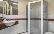 Lain-lain 5 Elphin Serviced Apartments