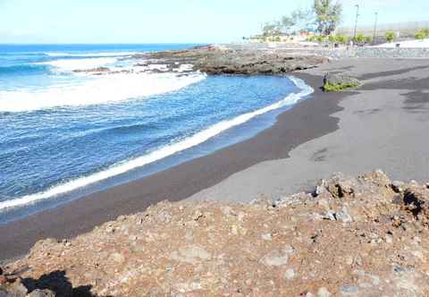 Nearby View and Attractions El Navio