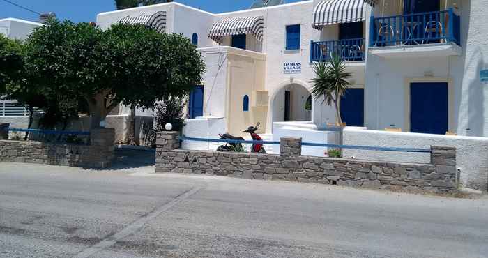 Exterior Damias Village