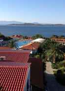 VIEW_ATTRACTIONS Aristoteles Holiday Resort & Spa