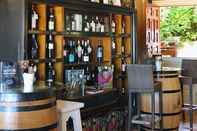 Quầy bar, cafe và phòng lounge Hotel Gastronomico Risco Cantabria Experience